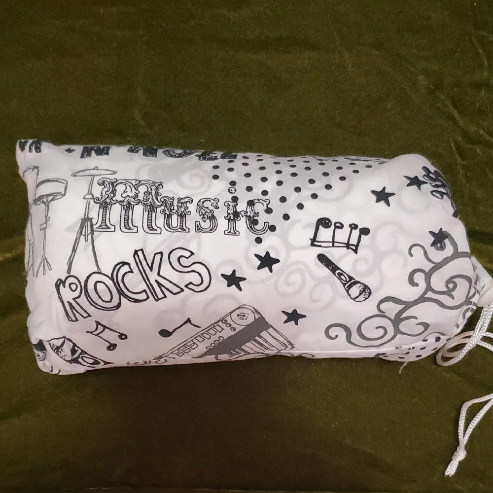😎Music‎ Themed White and Black Travel Sleep Sack